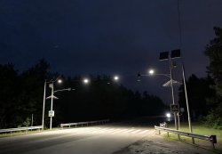 ОСВІТЛЕННЯ ПІШОХІДНИХ ПЕРЕХОДІВ ЧЕРЕЗ ДОРОГУ БІЛЯ АВТОБУСНИХ ЗУПИНОК