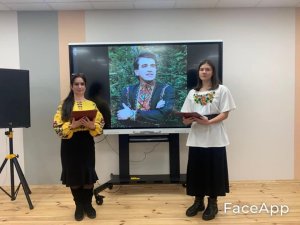 У КОЗИНСЬКОМУ ЛІЦЕЇ ТА ШКОЛІ МИСТЕЦТВ ВШАНУВАЛИ ПАМ'ЯТЬ Н.ЯРЕМЧУКА
