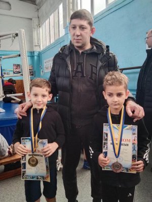 НОВІ ЗДОБУТКИ НА БОРЦІВСЬКОМУ КИЛИМІ